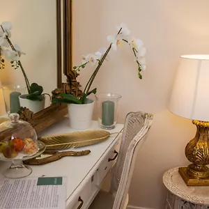 Dimora Sinibaldi Bed & Breakfast