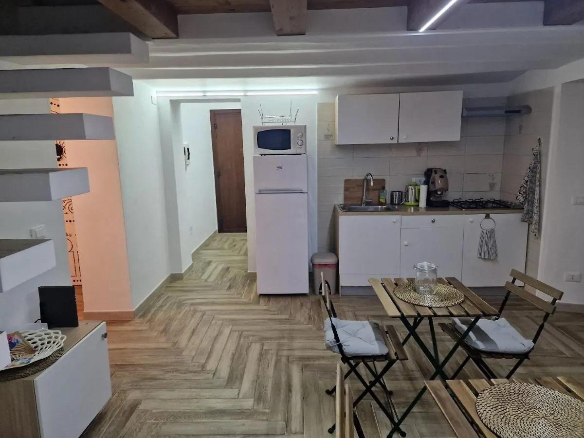 Calypso Il Binario Elegance Bed & Breakfast Palermo Italy